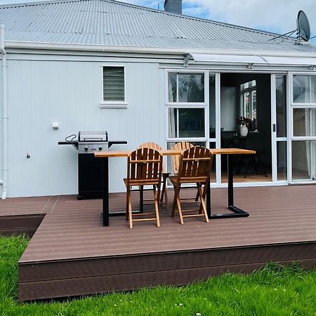 Luxurious Home Close To Beach Данідін Екстер'єр фото